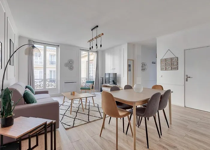 Ah Droite Appartement